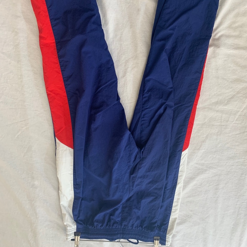 Nike Pants - Picture 3 of 4